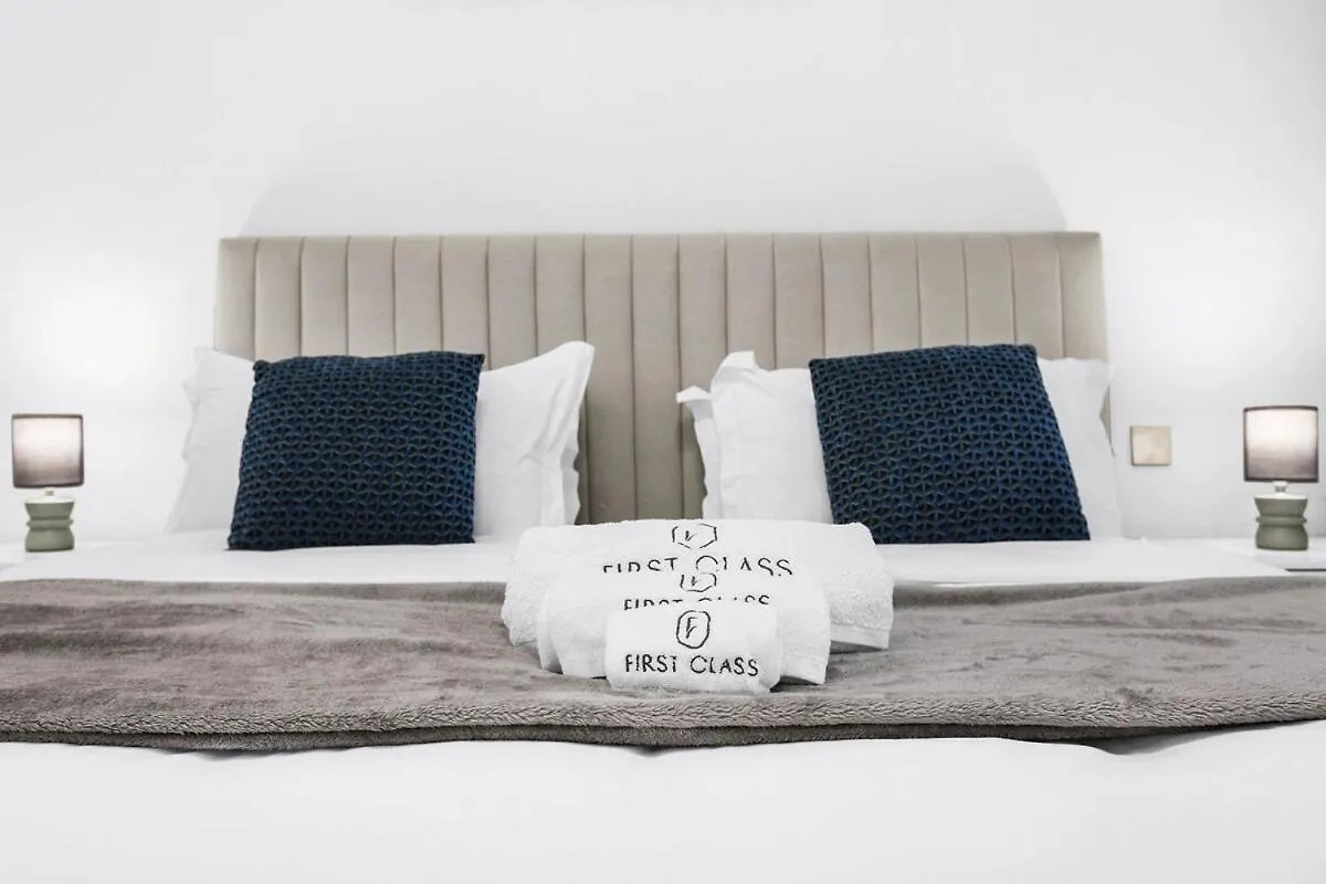 First Class 1Br Exclusive Beach Escape Dubai 0*,