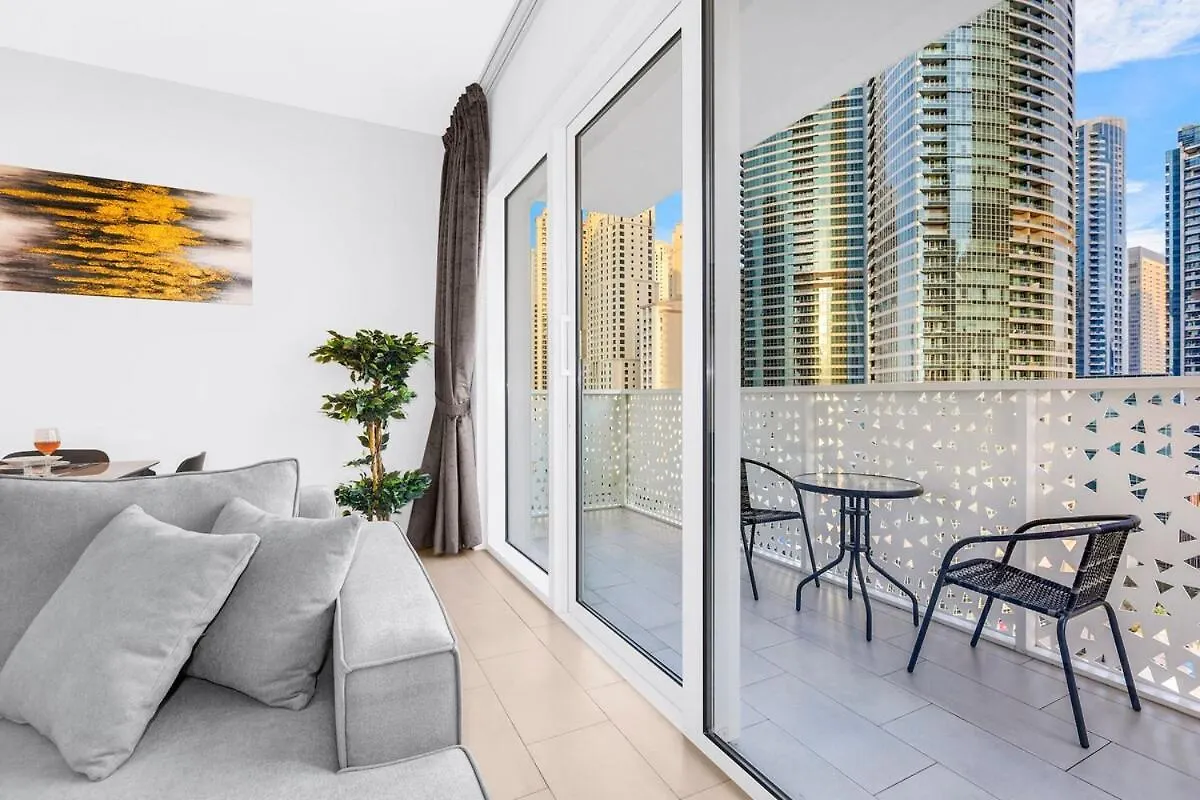 Apartment First Class 1Br Exclusive Beach Escape Dubai